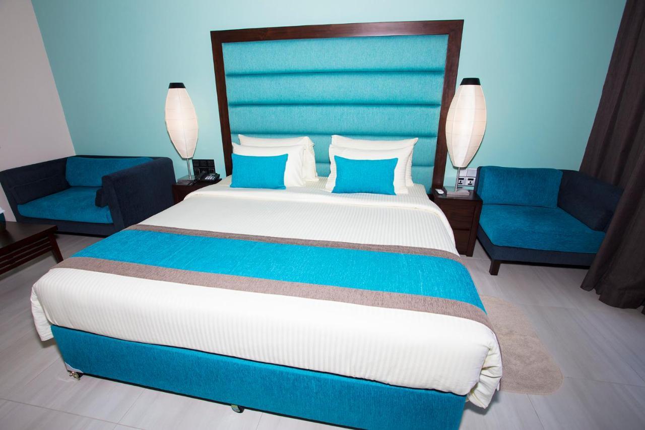 Amora Lagoon Hotel Катунаяка Екстер'єр фото