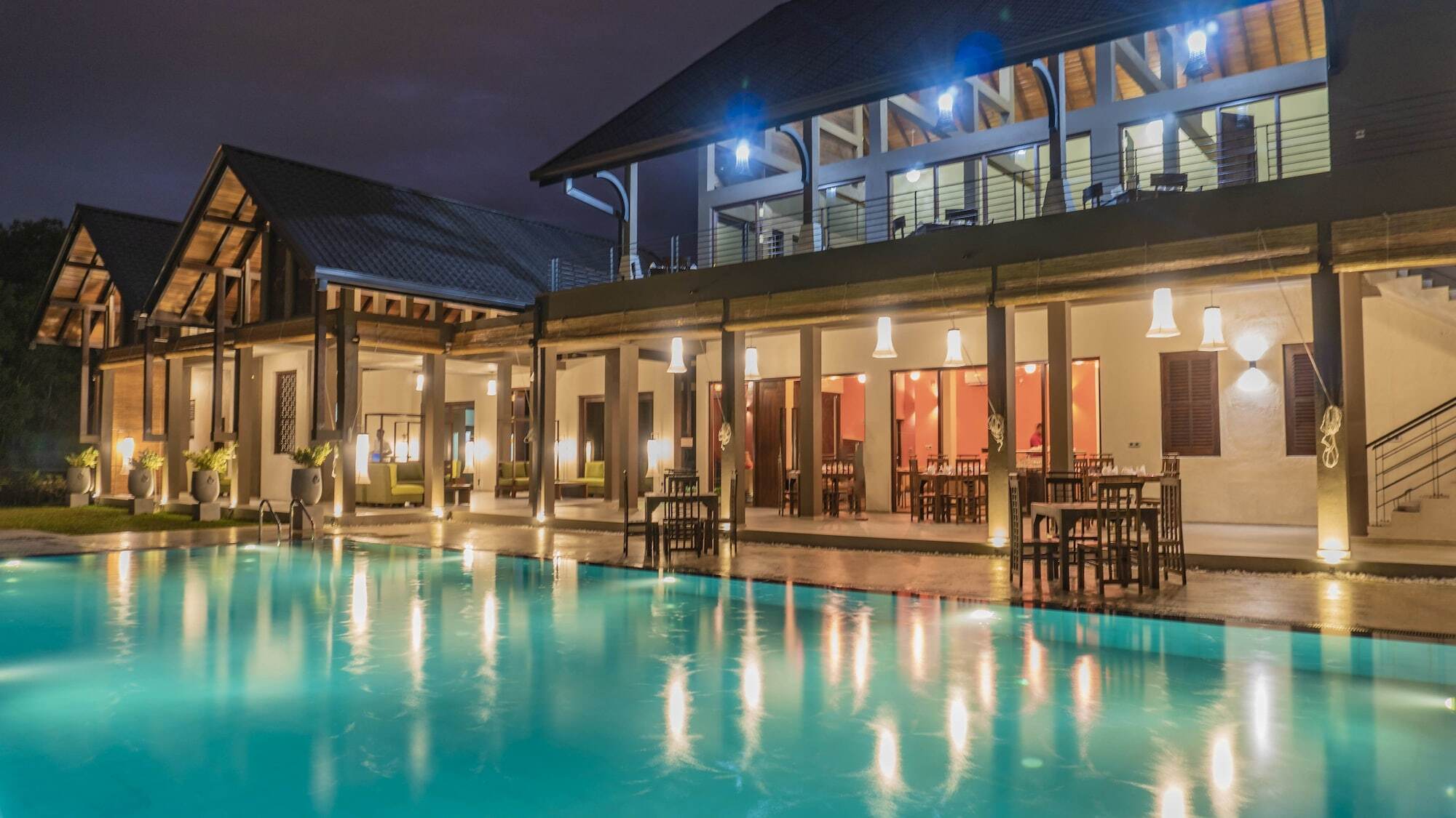 Amora Lagoon Hotel Катунаяка Екстер'єр фото